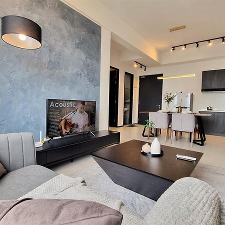 Luxurious Modern Suite At Urban Suites Georgetown By Superstay Jelutong Экстерьер фото